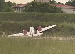 Imagem ilustrativa da imagem Motor de avião para e piloto faz pouso forçado em aeroporto