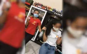 Imagem ilustrativa da imagem Supermercado usa adolescentes em propaganda de bebidas alcoólicas