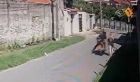 Imagem ilustrativa da imagem Motociclista dá tapa em mulher que caminhava em Rua de Fortaleza