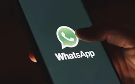 Imagem ilustrativa da imagem WhatsApp não fez acordo com TSE para adiar mudanças na plataforma, diz ministro