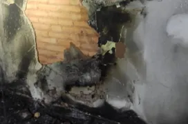 Imagem ilustrativa da imagem Após discutir com esposa, homem coloca fogo na própria casa