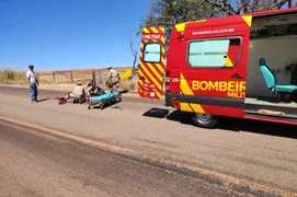 Imagem ilustrativa da imagem Motociclista fica gravemente ferida, após bater na traseira de um caminhão