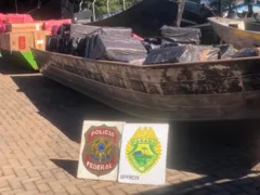 Imagem ilustrativa da imagem Duas embarcações com cigarros contrabandeados são apreendidas