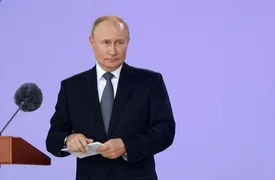 Imagem ilustrativa da imagem Putin critica 'hegemonia' dos EUA e prevê fim de mundo 'unipolar'