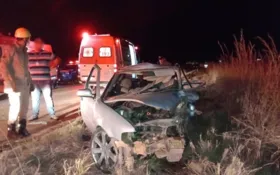 Imagem ilustrativa da imagem Em Planaltina, dois motoristas morrem e quatro passageiros ficam feridos grave acidente na GO-430